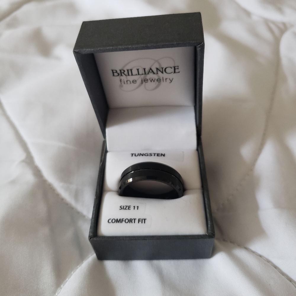 Tungsten Mens Ring sz 11